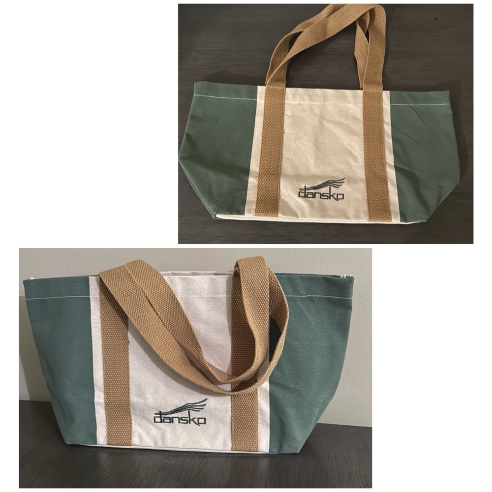 Dansko Canvas Tote in Forest Green and Beige , Shopping, NWOT , Medium Sz